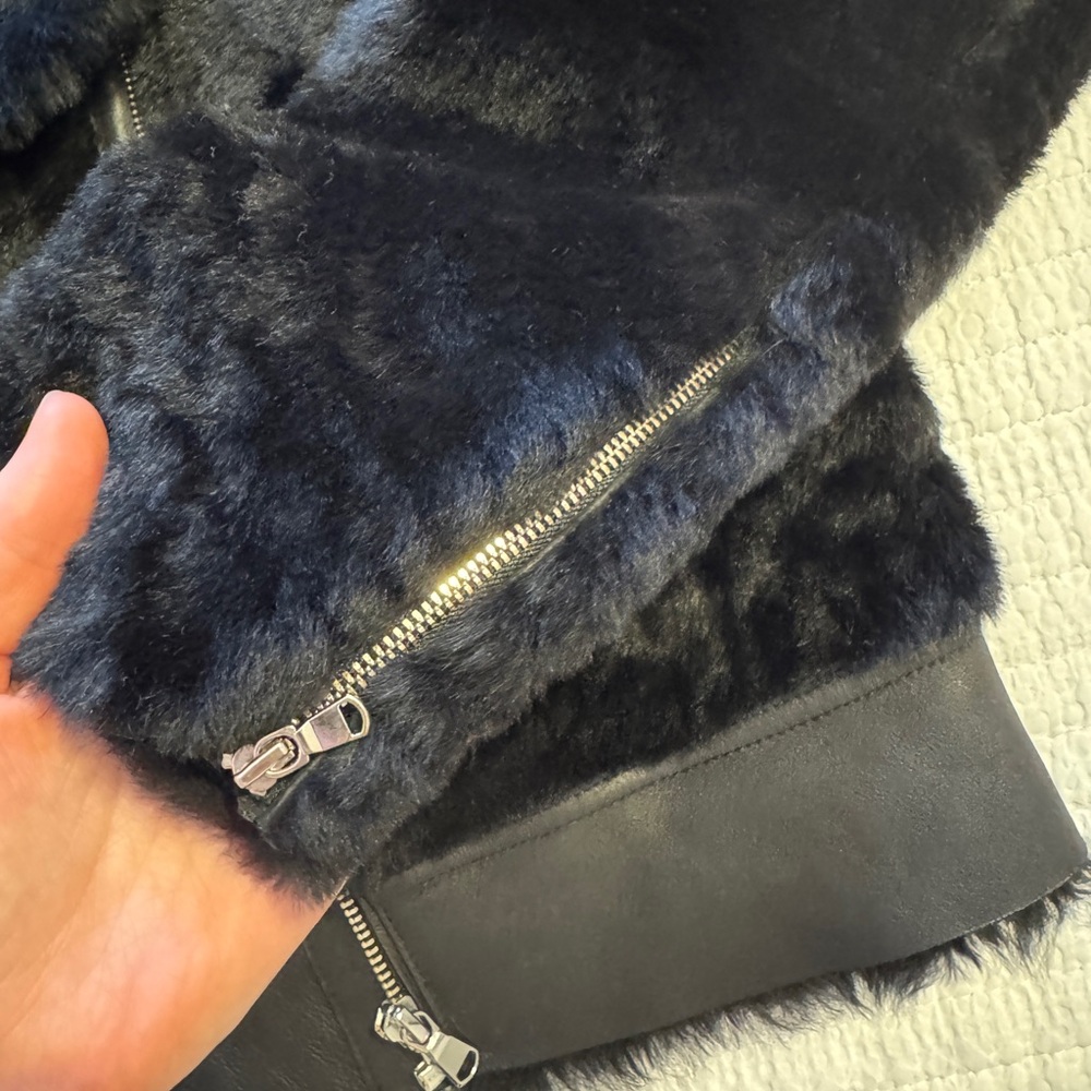 Generation Love Black shearling fur sheepskin Teddy Jacket - Picture 3 of 12